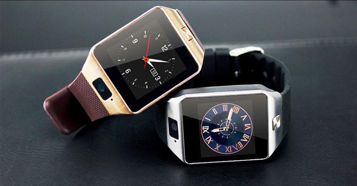 Vintage Style Smart Watch with Camera